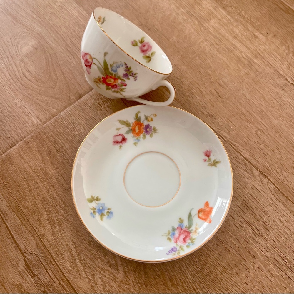 KPM Germany Floral Porcelain Teacup Tea Cup & Saucer Set‎ Vintage